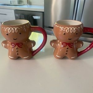 2 gingerbread man cups from target
